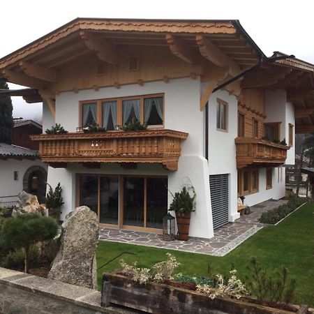 Das Enzian Aschau Im Zillertal Luaran gambar