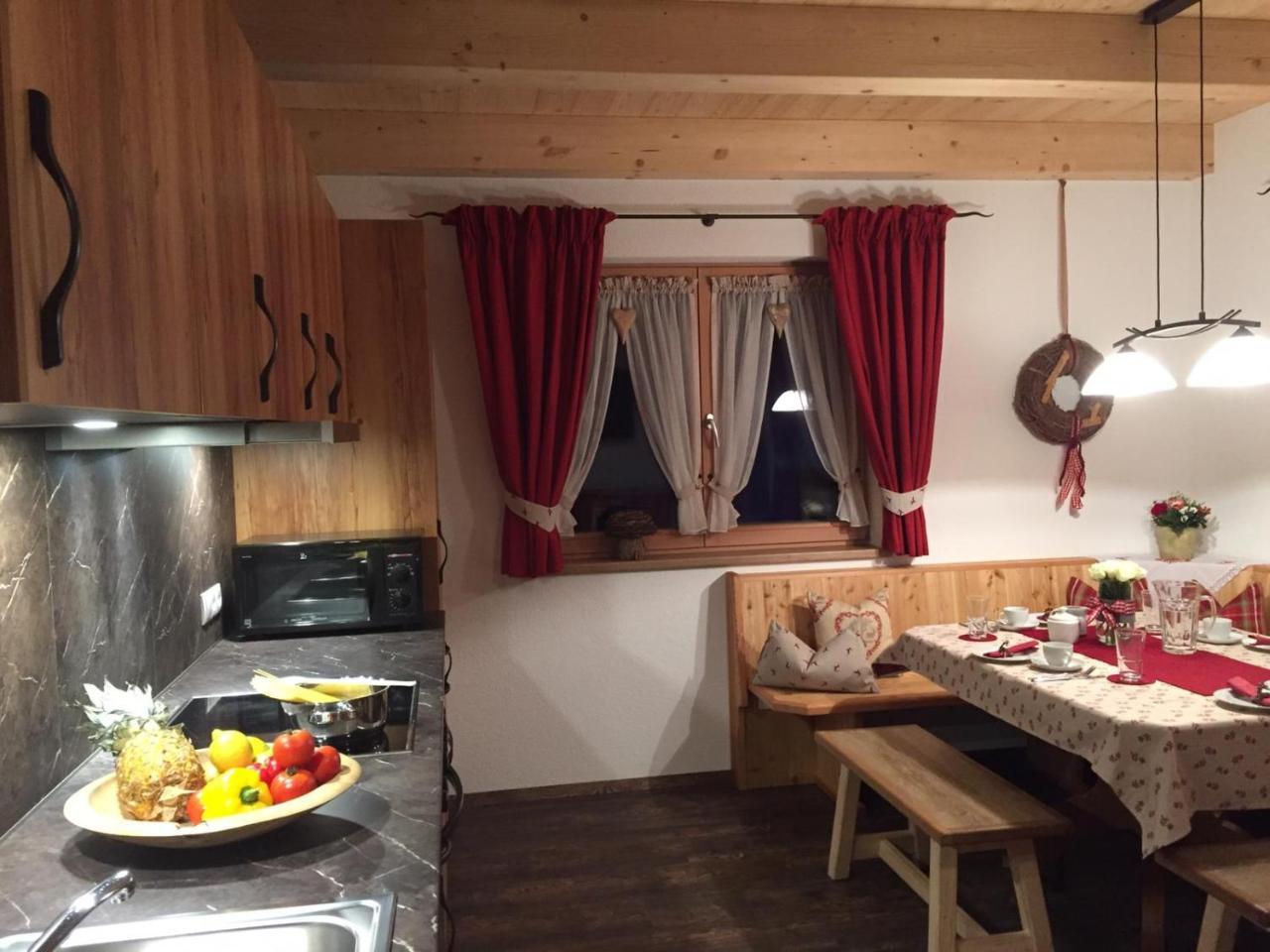 Das Enzian Aschau Im Zillertal Luaran gambar