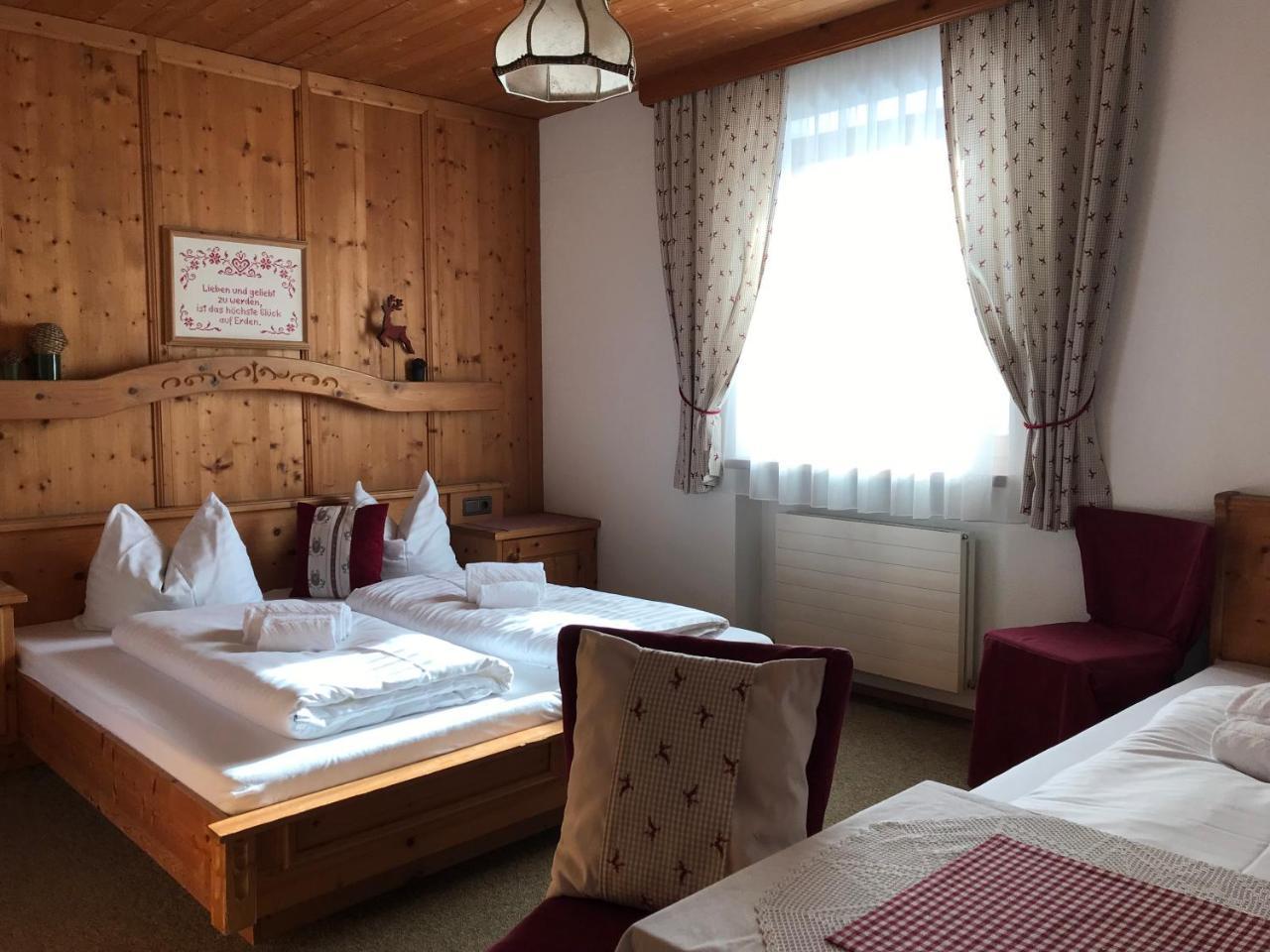 Das Enzian Aschau Im Zillertal Luaran gambar